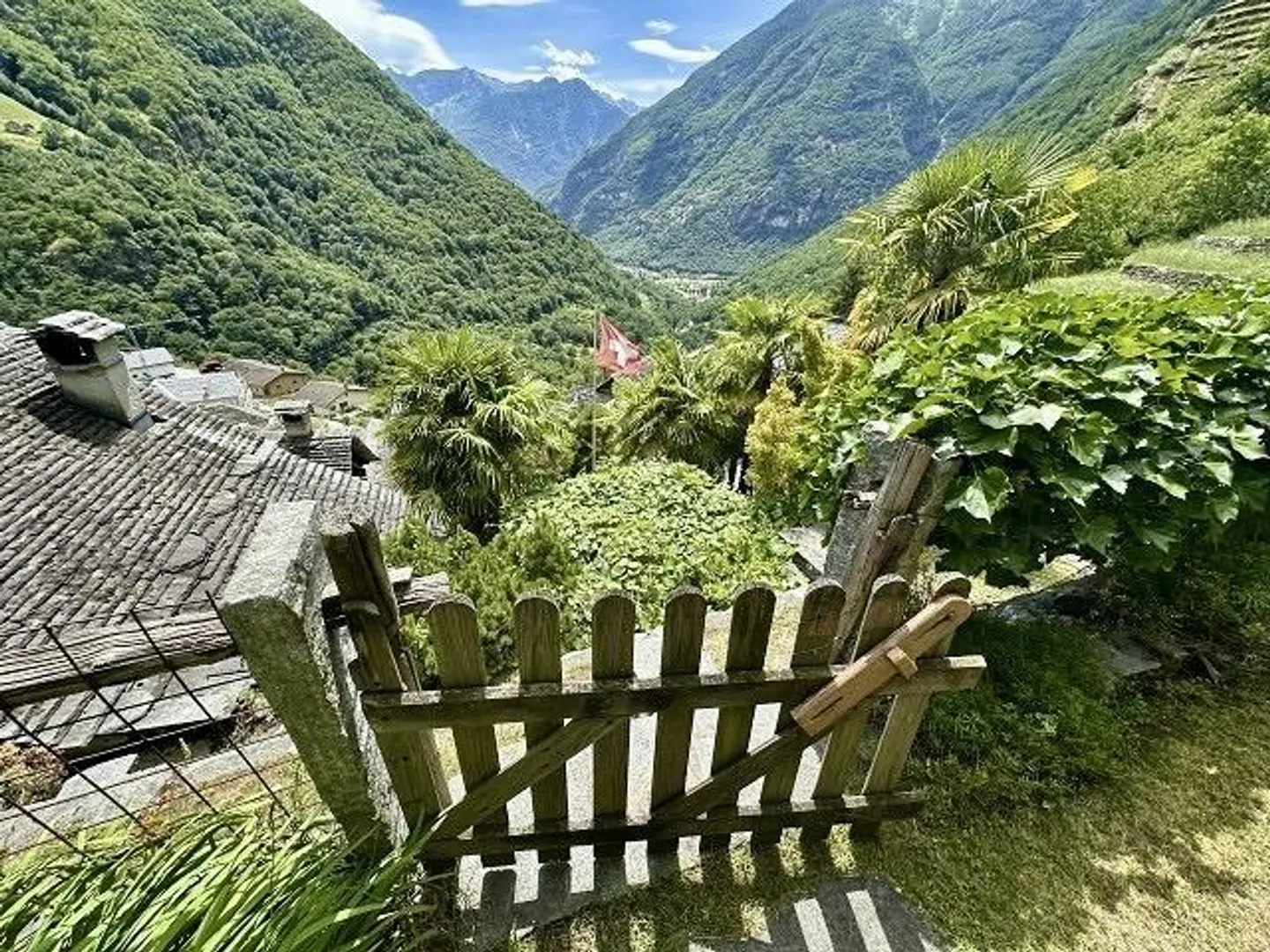 Rustico di 4 stanze con giardino in una posizione molto tranquilla e soleggiata... - Foto 28 di 34