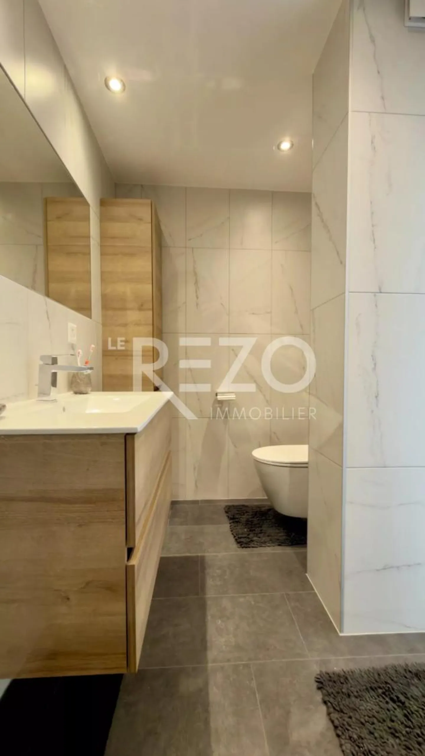 4,5-Zimmer-Wohnung mit großer Terrasse. Chippis. - Foto 12 von 13