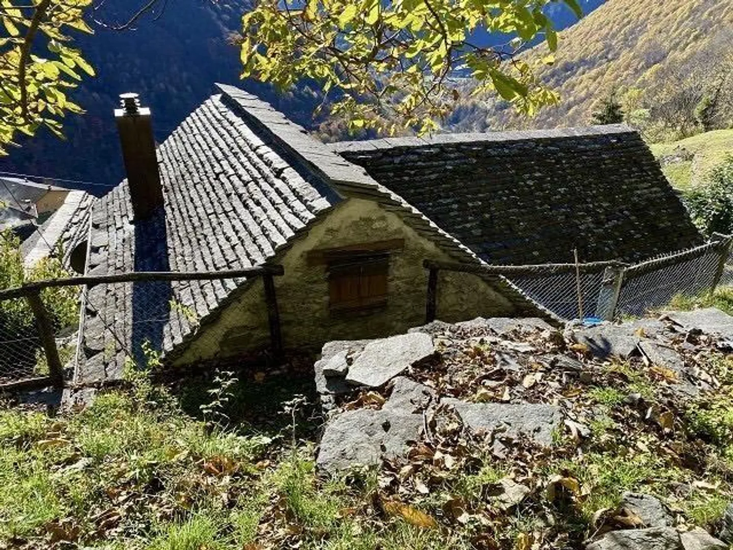 Rustico di 4 stanze con giardino in una posizione molto tranquilla e soleggiata... - Foto 30 di 34