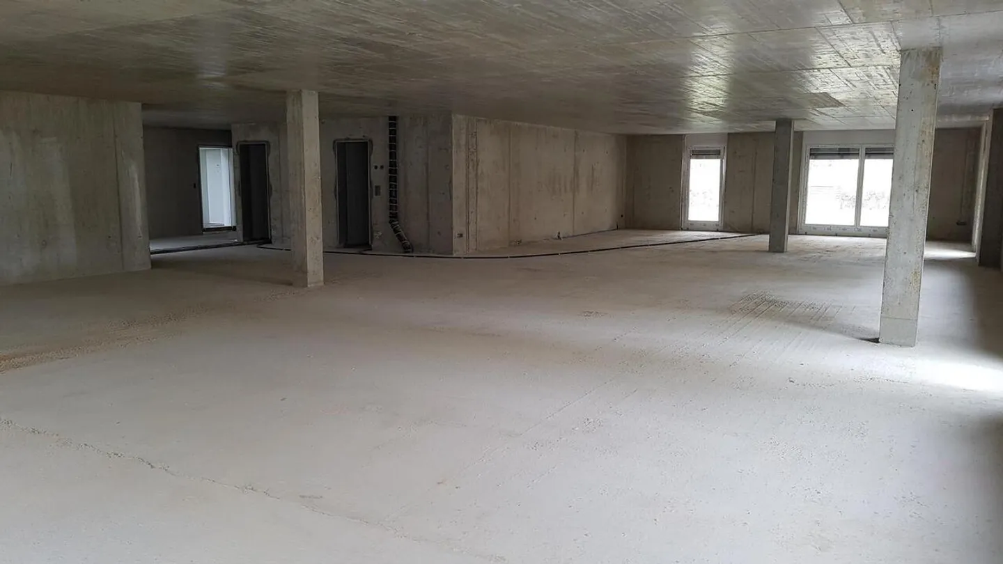 Espace commercial polyvalent à Flums - Photo 8 sur 8