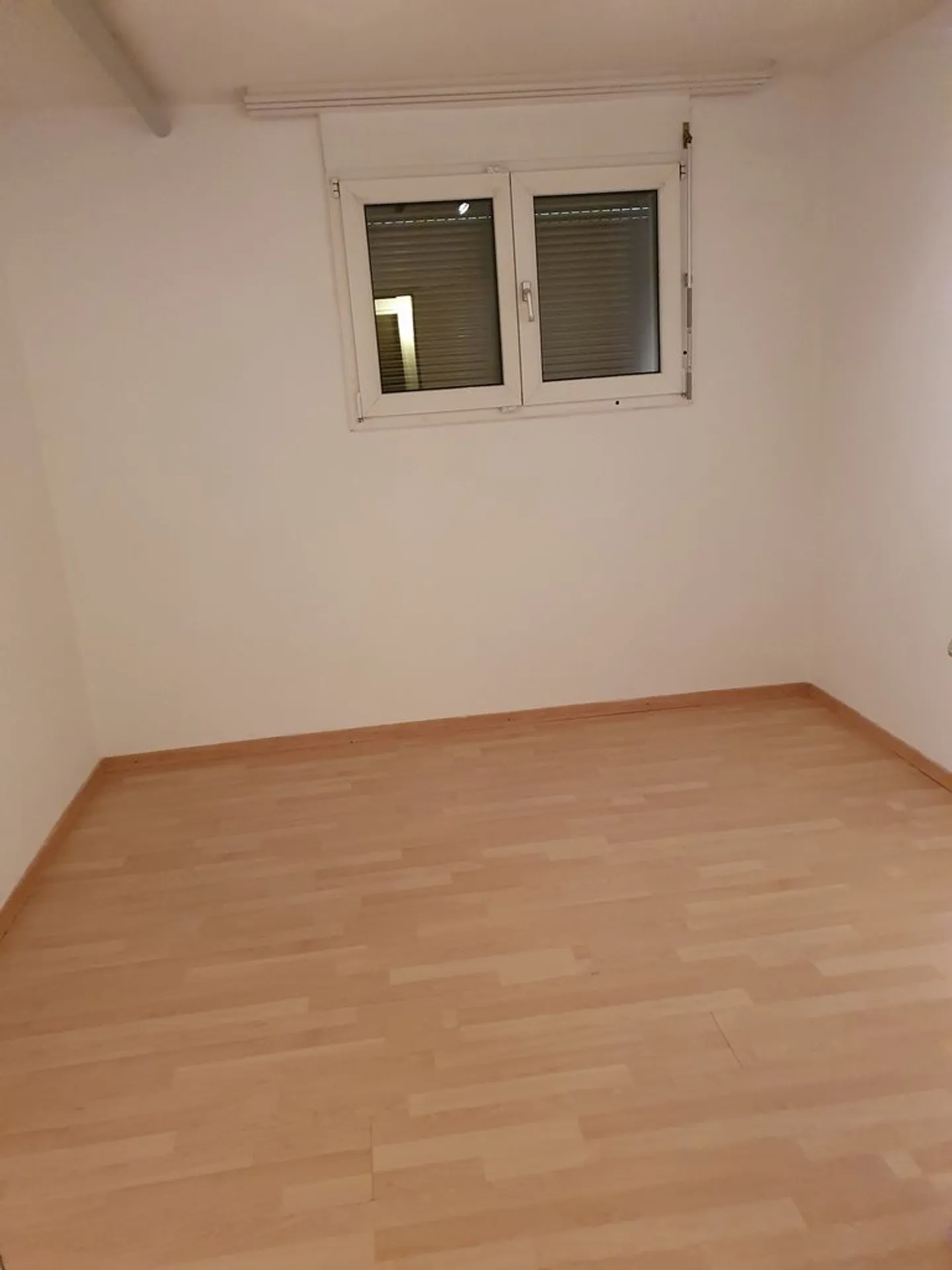 Salle de loisirs / Salle de stockage à louer ! - Photo 3 sur 3