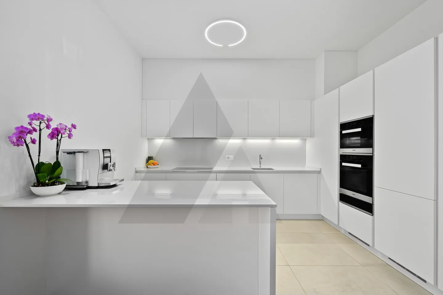 APPARTEMENT MEUBLÉ MODERNE AVEC SERVICES HÔTELIERS 5 ÉTOILES - Photo 4 sur 13