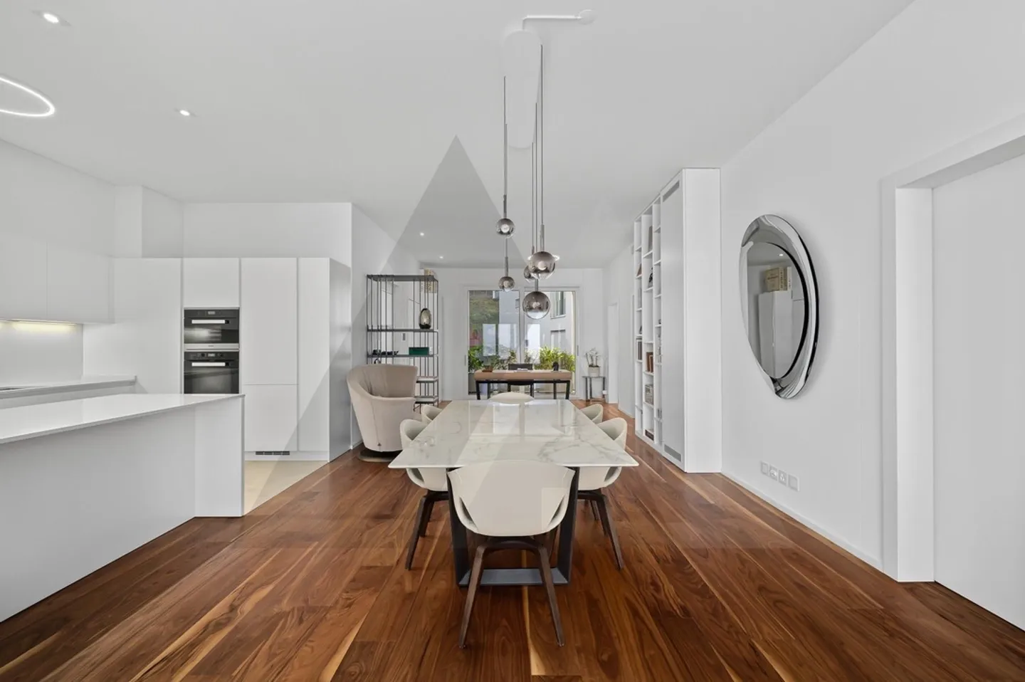 APPARTEMENT MEUBLÉ MODERNE AVEC SERVICES HÔTELIERS 5 ÉTOILES - Photo 8 sur 13