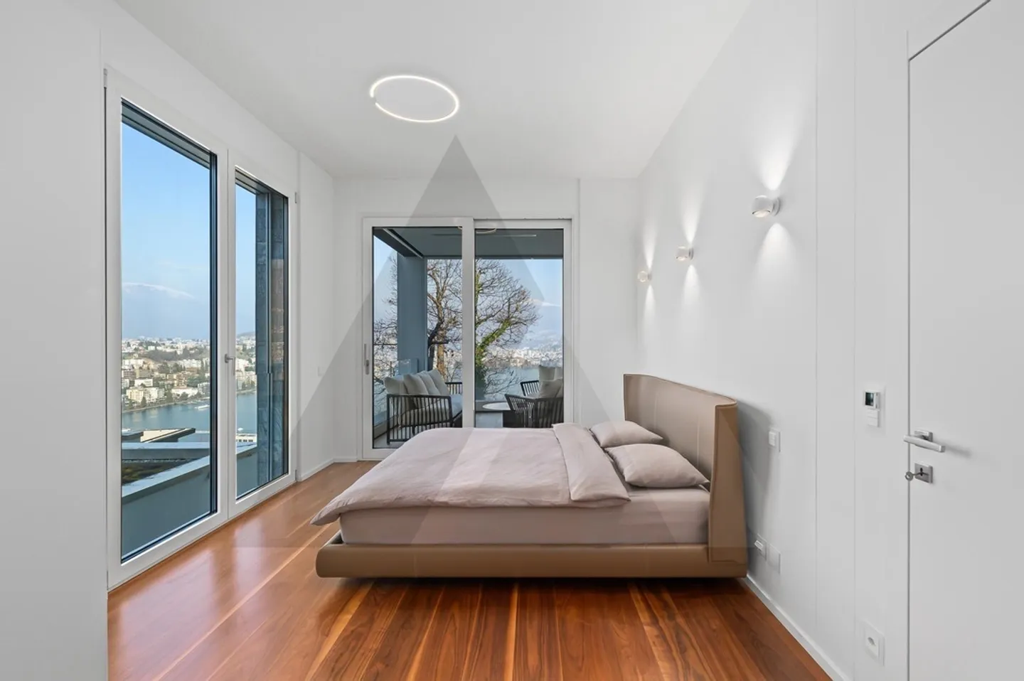 APPARTEMENT MEUBLÉ MODERNE AVEC SERVICES HÔTELIERS 5 ÉTOILES - Photo 11 sur 13