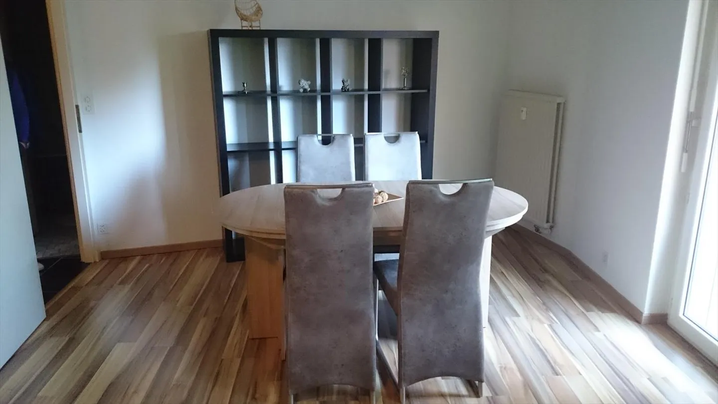 «Appartementhaus 2.5-02, helle 2.5-Zimmer Attikawohnung mit 2 Balkonen und wunderschöner Blick» - Foto 1 von 10
