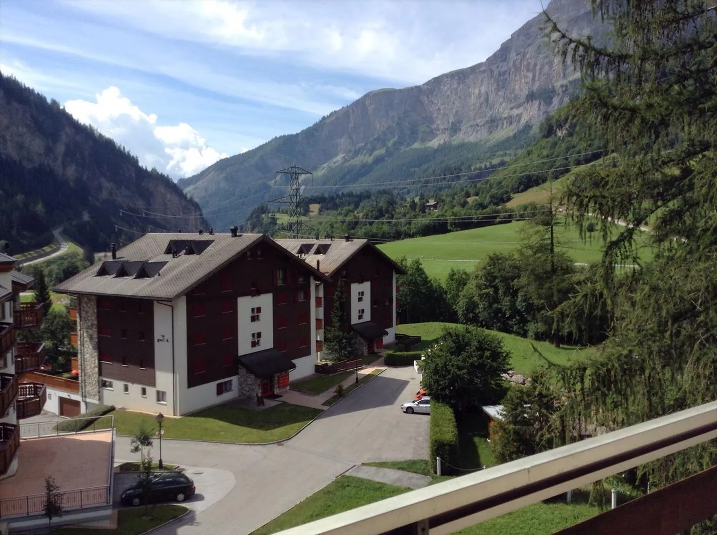 «Appartementhaus 2.5-02, helle 2.5-Zimmer Attikawohnung mit 2 Balkonen und wunderschöner Blick» - Foto 9 von 10