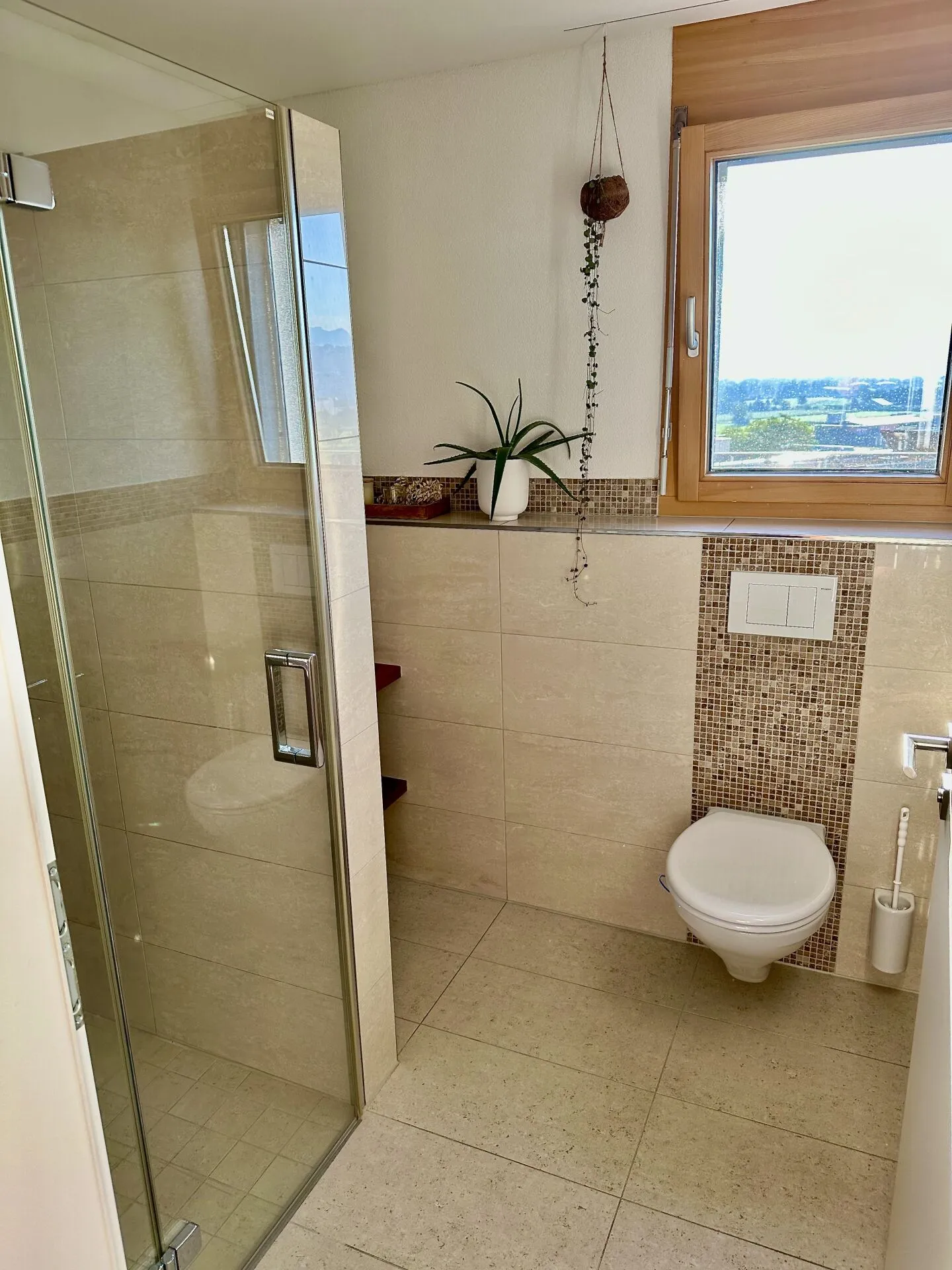 Stilvolle 5.5-Zimmer-Attikawohnung mit Weitsicht in bester Lage in der Steueroase - Foto 18 von 23