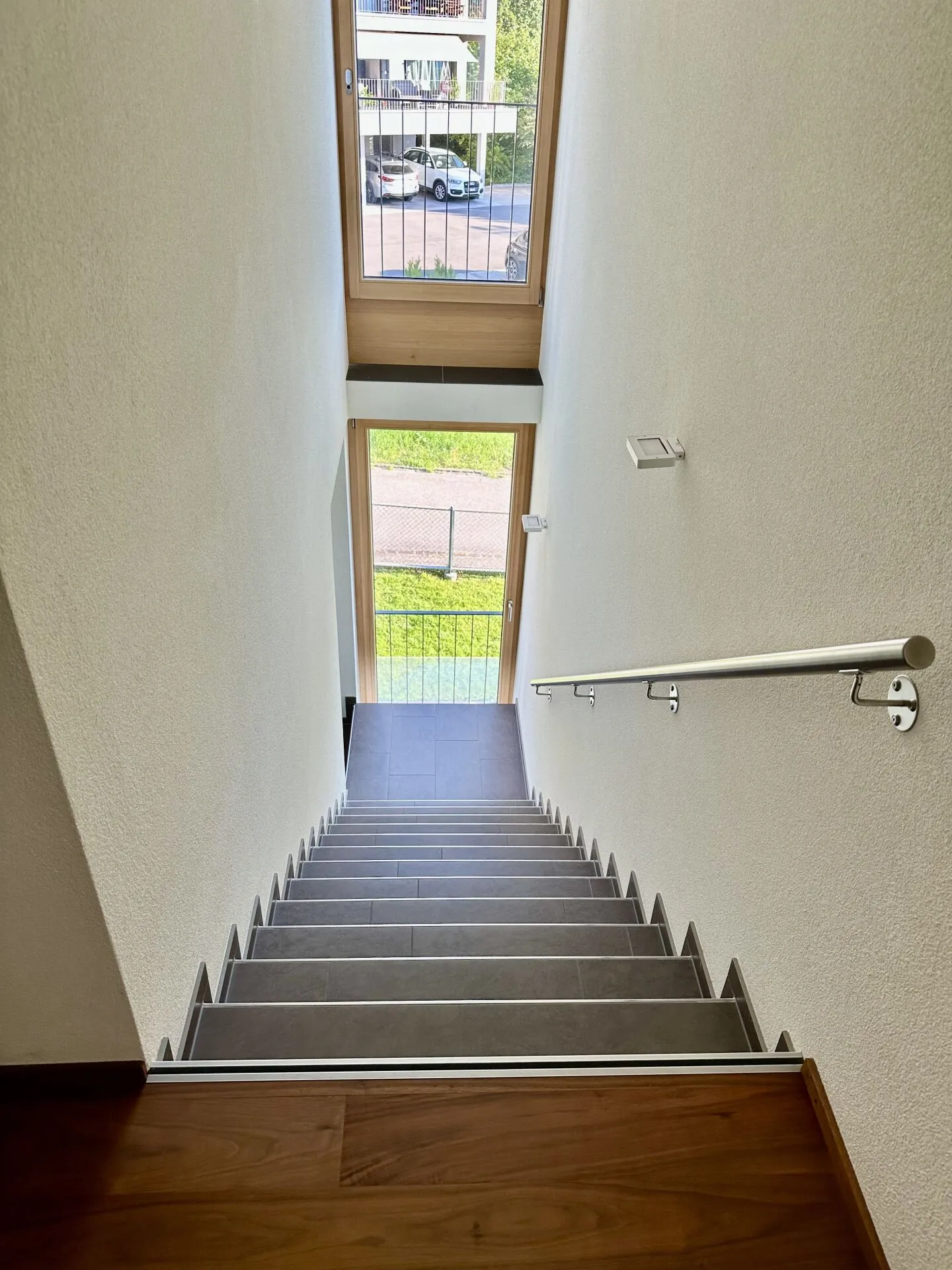 Stilvolle 5.5-Zimmer-Attikawohnung mit Weitsicht in bester Lage in der Steueroase - Foto 22 von 23