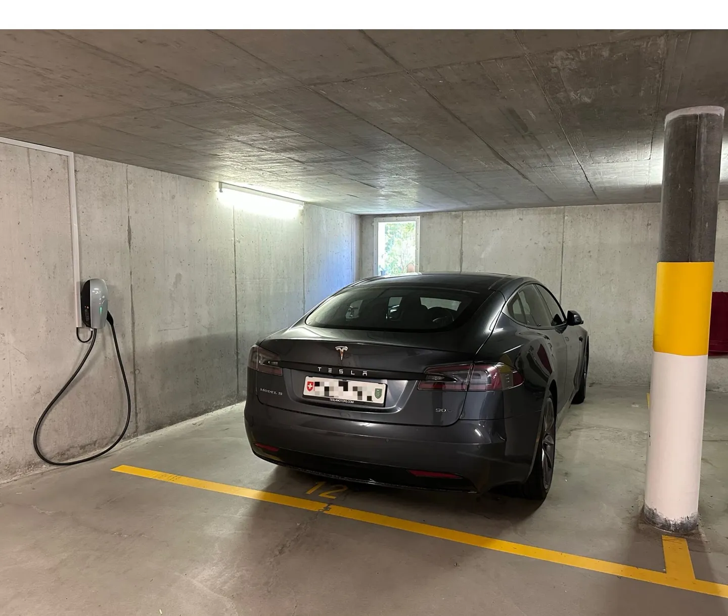 Stilvolle 5.5-Zimmer-Attikawohnung mit Weitsicht in bester Lage in der Steueroase - Foto 23 von 23