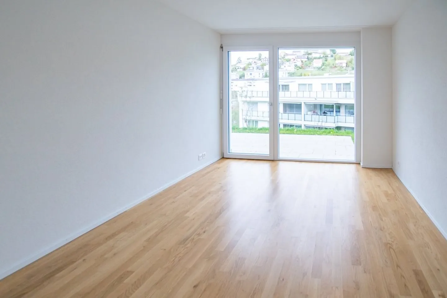 Appartement 4.5 pièces au rez-de-chaussée - en excellent état ! - Photo 5 sur 9