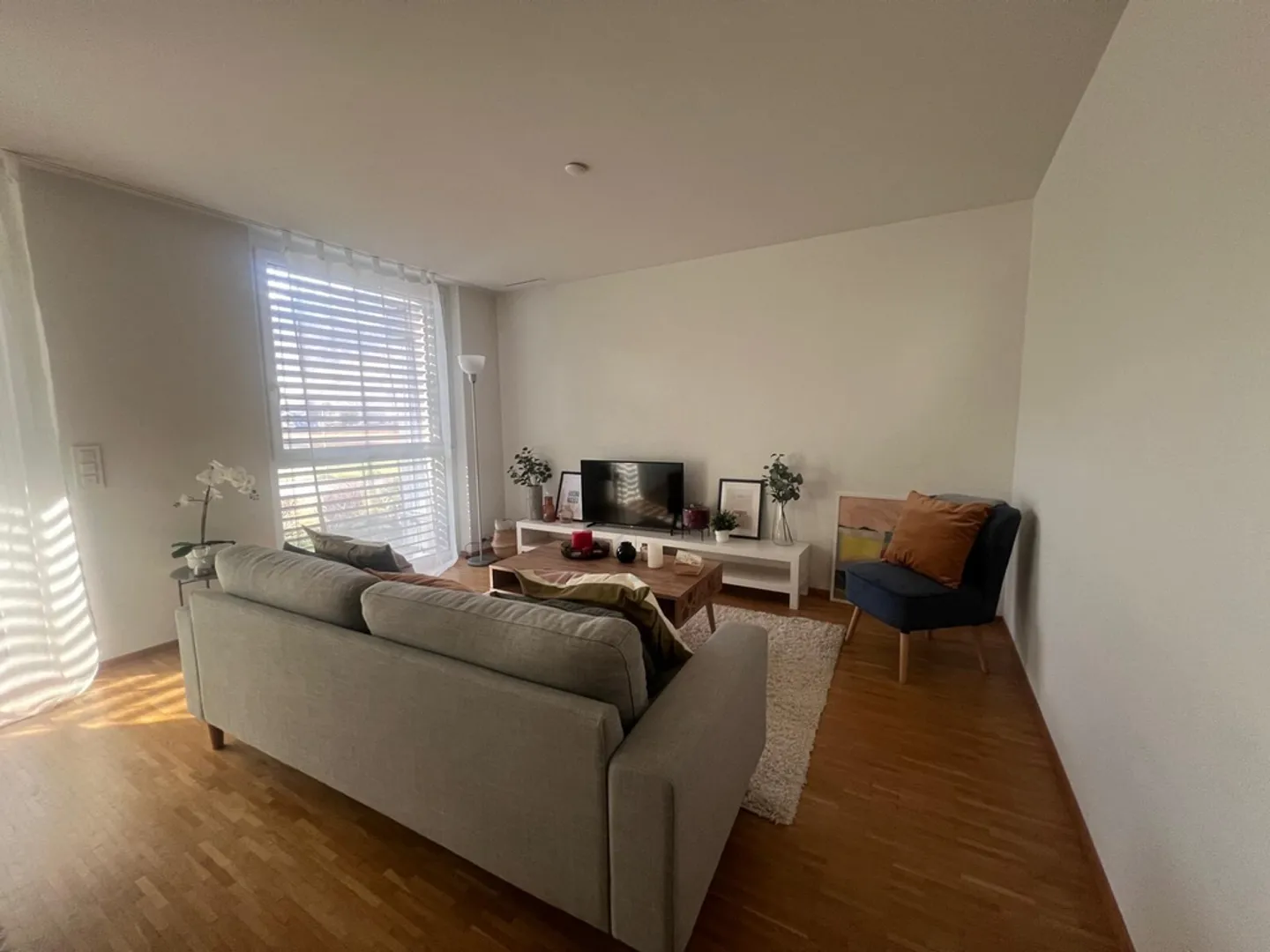 «Zu mieten sind 3,5 Zimmer im ersten Stock zu vermieten» - Foto 1 von 6