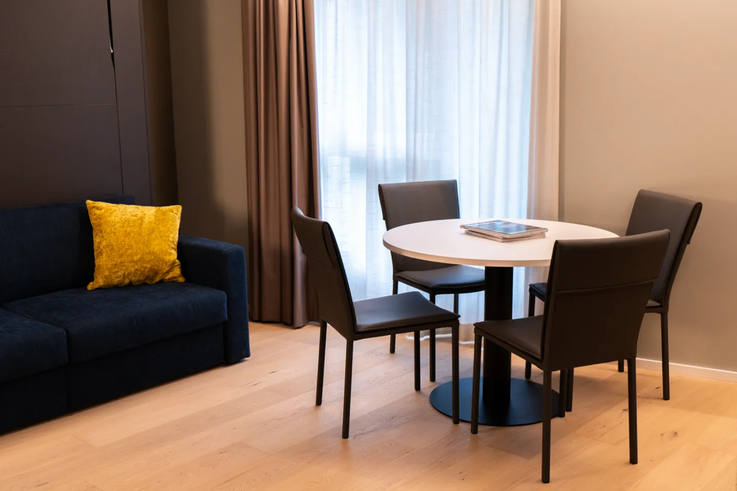 Middle Corner Suite - Foto 2 di 17