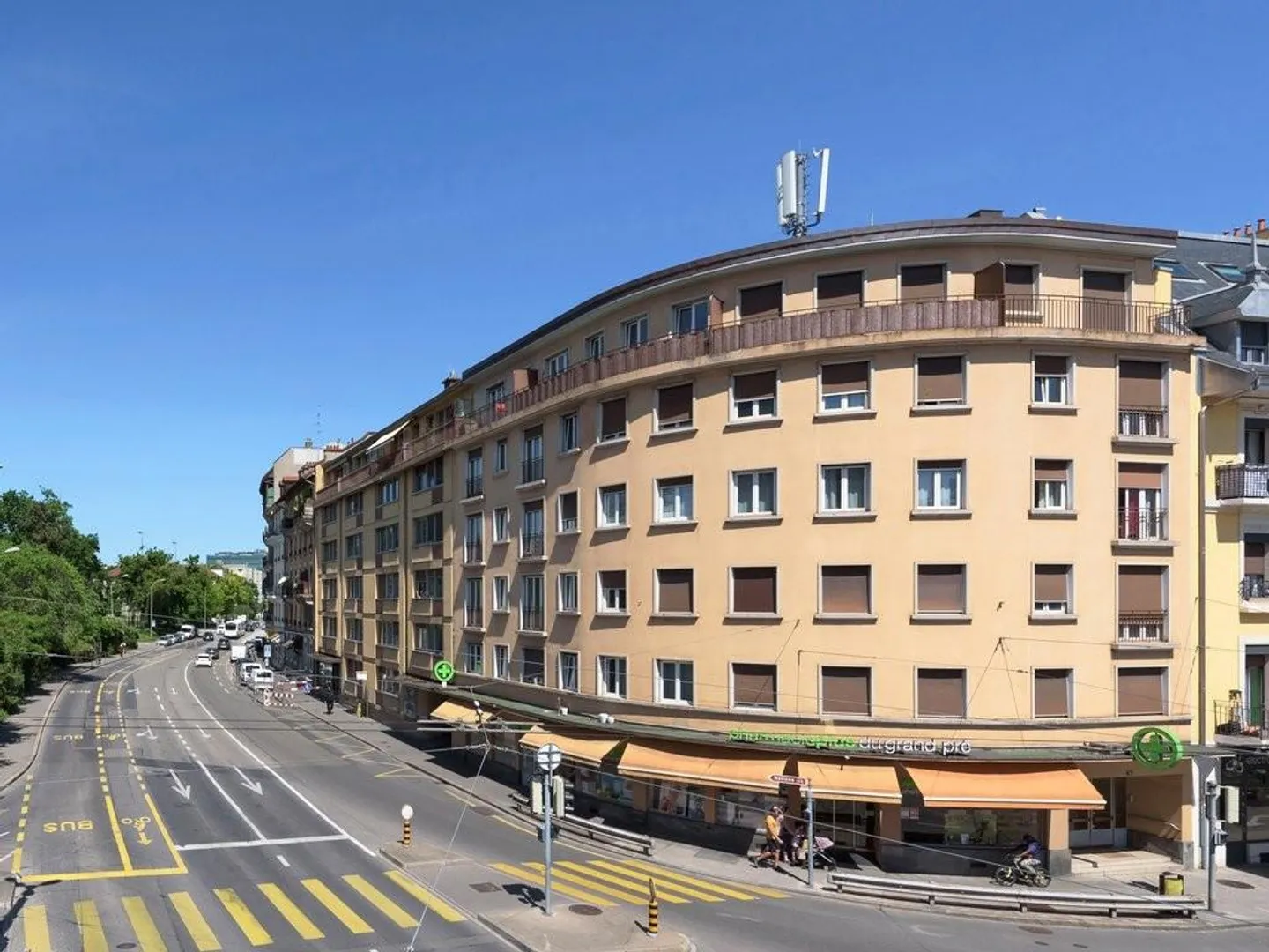 Vicino alle organizzazioni internazionali - Foto 1 di 8