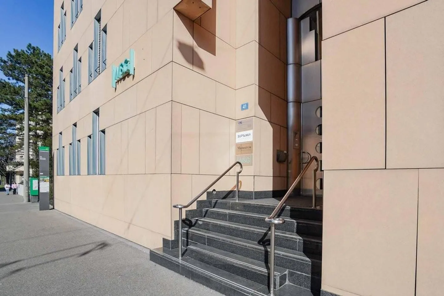 Your new office space in Basel - Photo 2 of 11