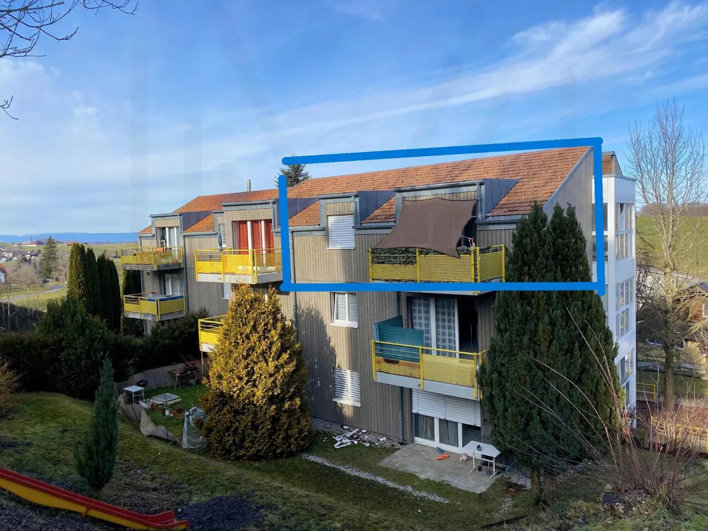 Dernier étage, appartement 4,5 pièces pour rendement locatif - Photo 2 sur 10