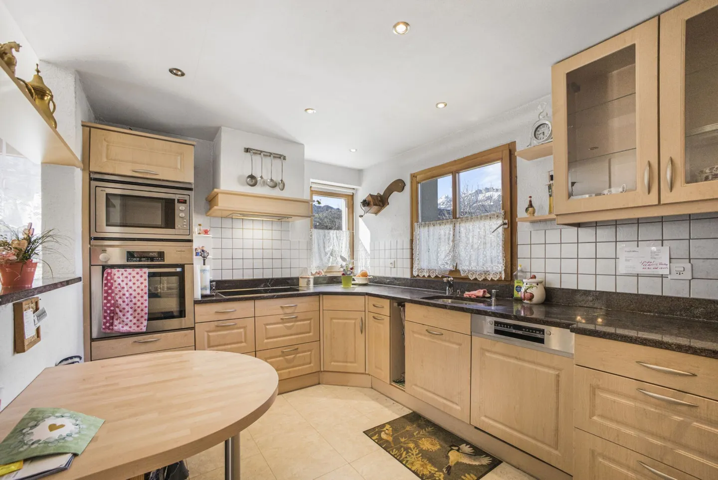 Grosszügiges Einfamilienhaus mit Garten - Foto 11 von 33