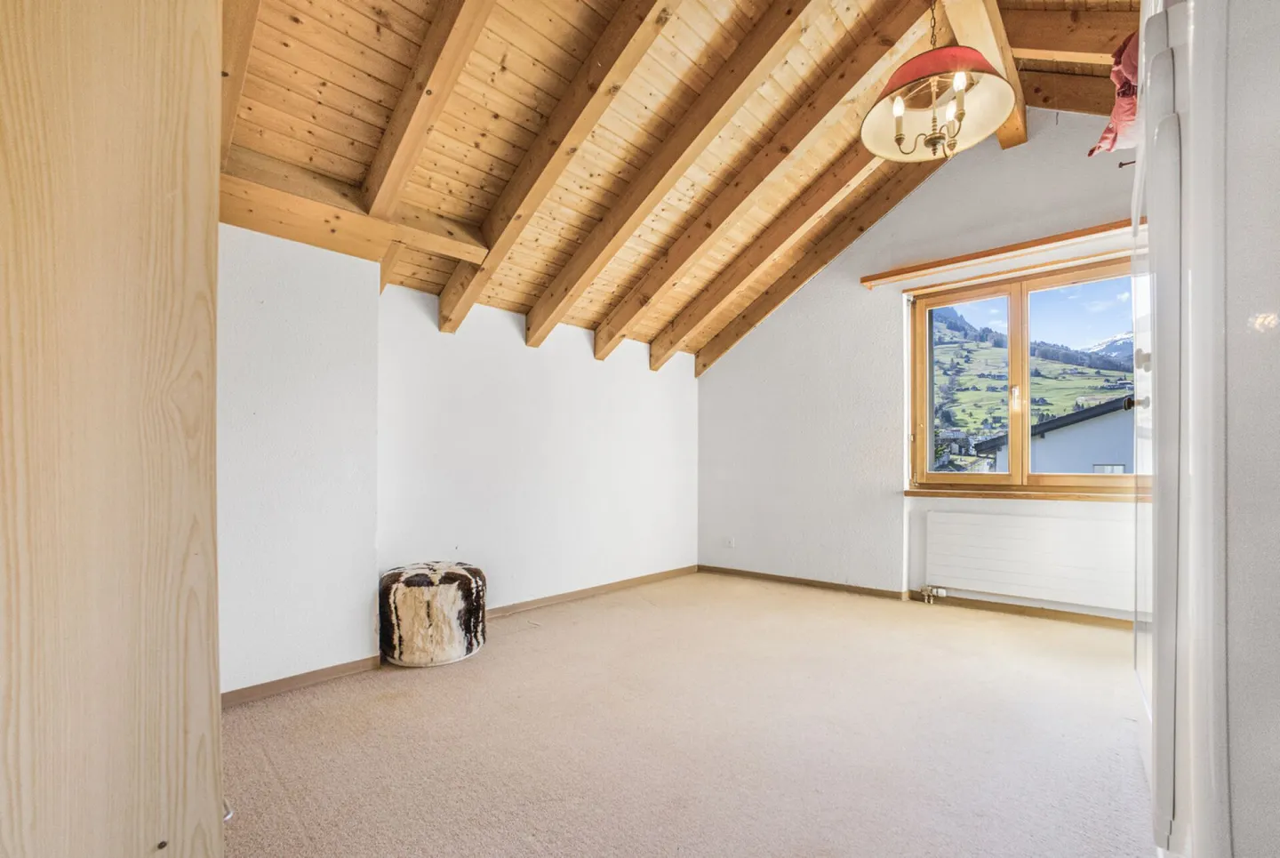 Grosszügiges Einfamilienhaus mit Garten - Foto 16 von 33