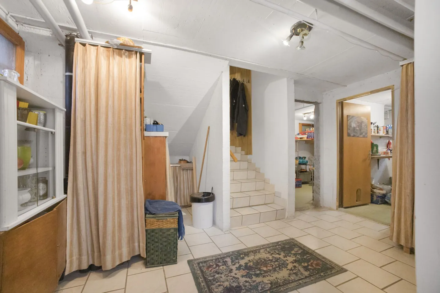 Grosszügiges Einfamilienhaus mit Garten - Foto 23 von 33