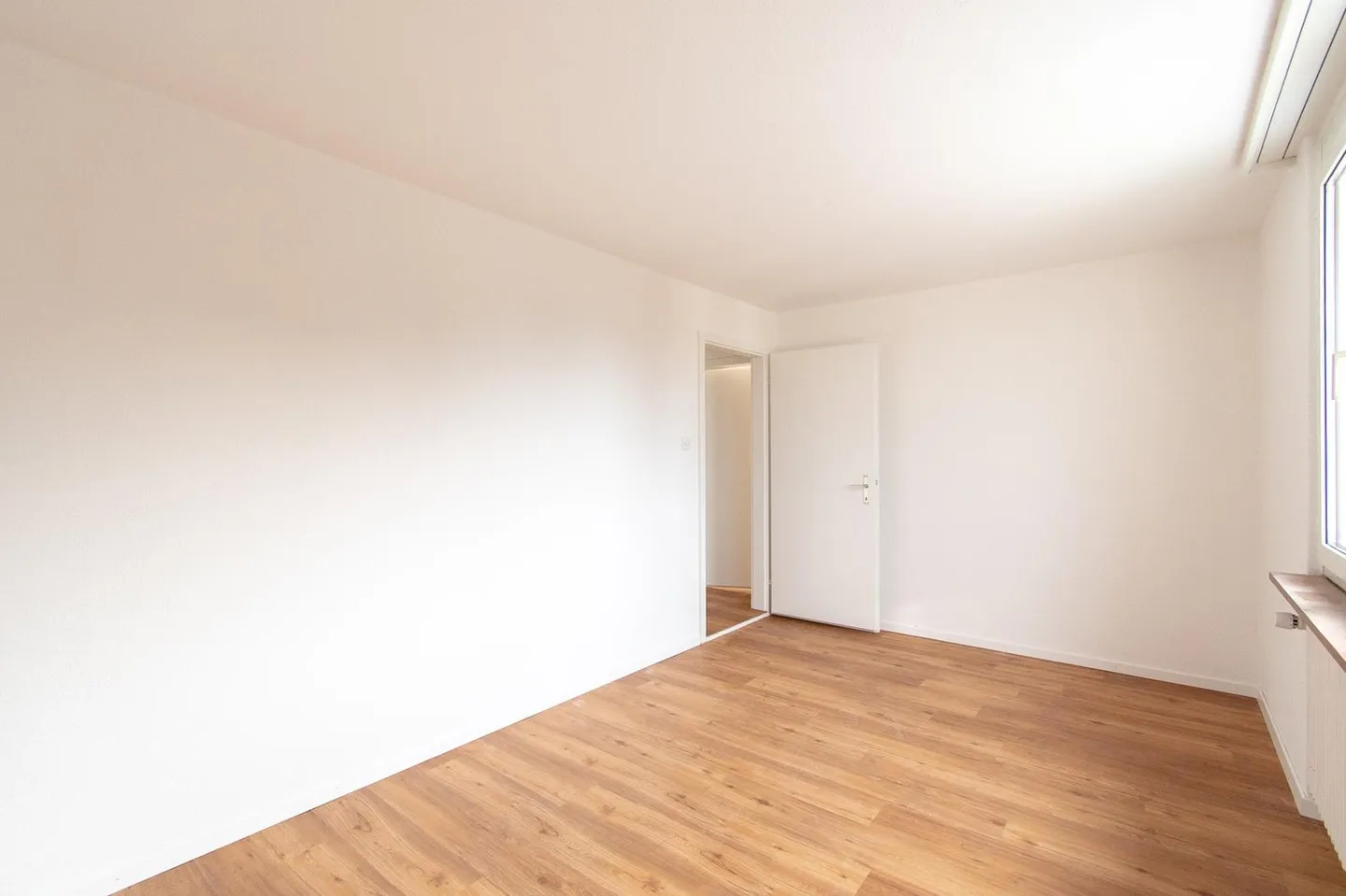 Helle 3.5 Zimmer-Wohnung mit Balkon - Foto 12 von 13