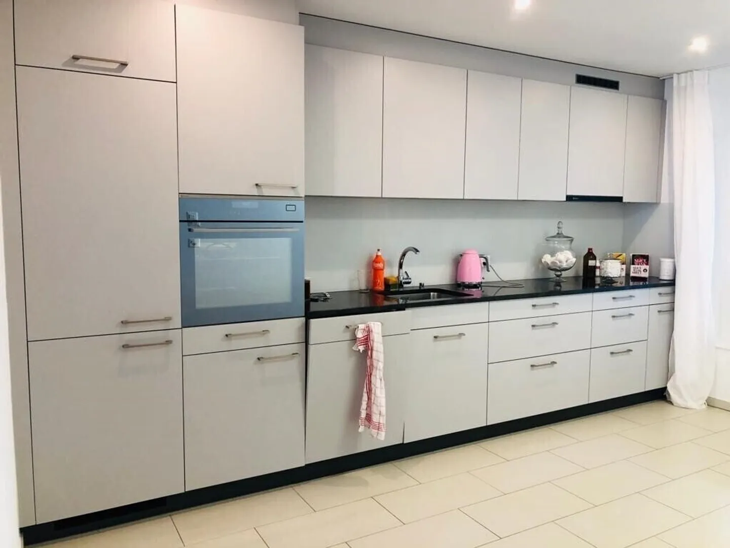 Zeitlose 1.5 Zimmer-Wohnung in Ilanz zu vermieten! - Foto 2 von 7