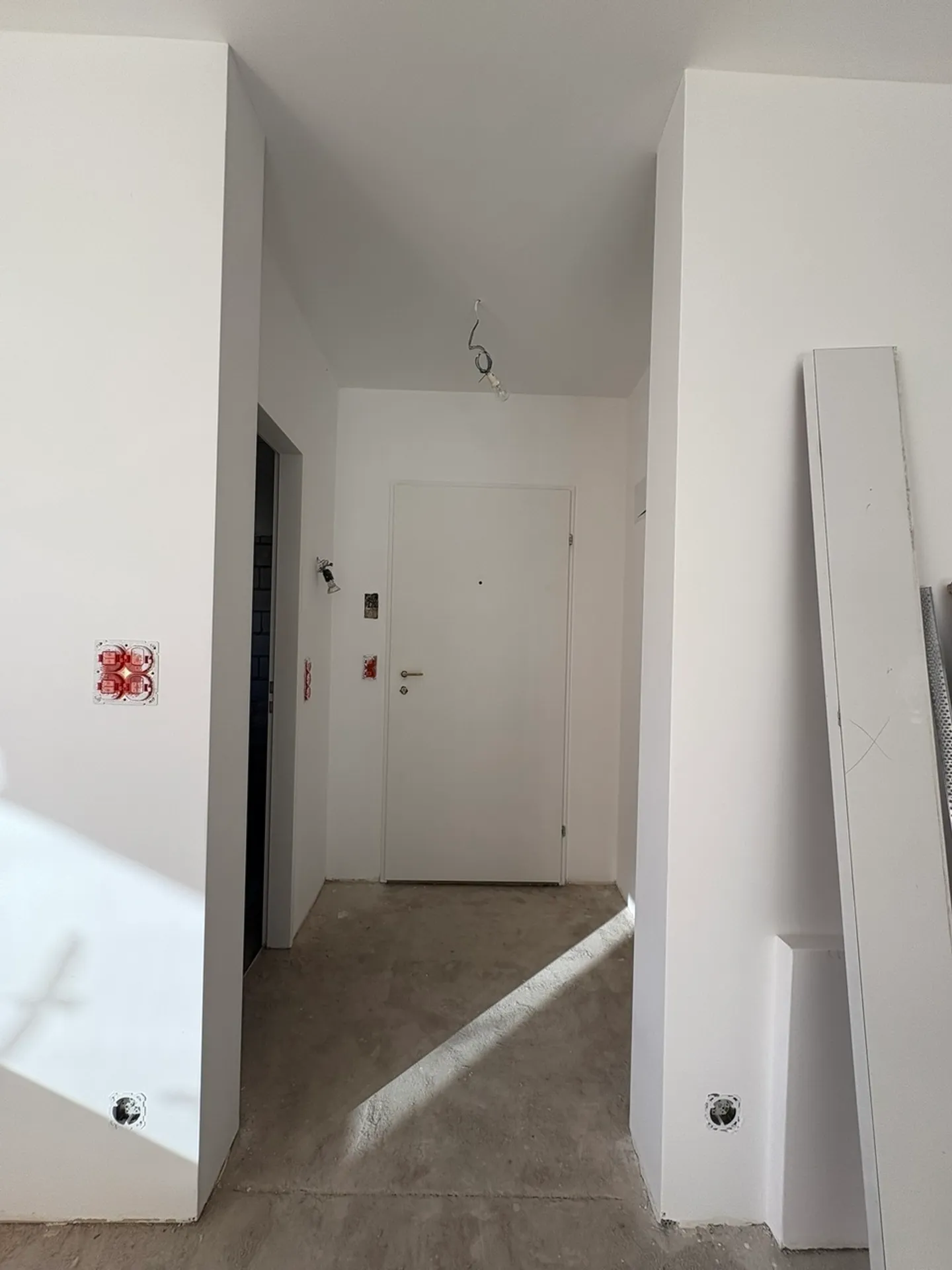 MINUSIO Vendesi monolocale in stato grezzo anche residenza secondaria - Foto 6 di 14