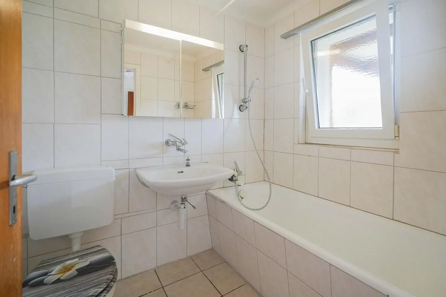 Charmantes Einfamilienhaus mit Wintergarten - Foto 8 von 13