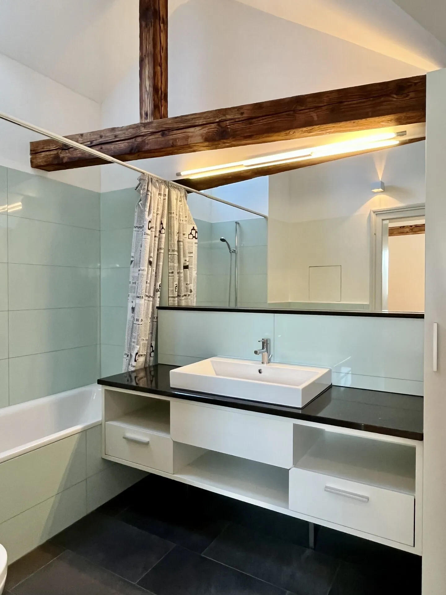 High-quality maisonette apartment in Art Nouveau style! - Photo 8 of 11