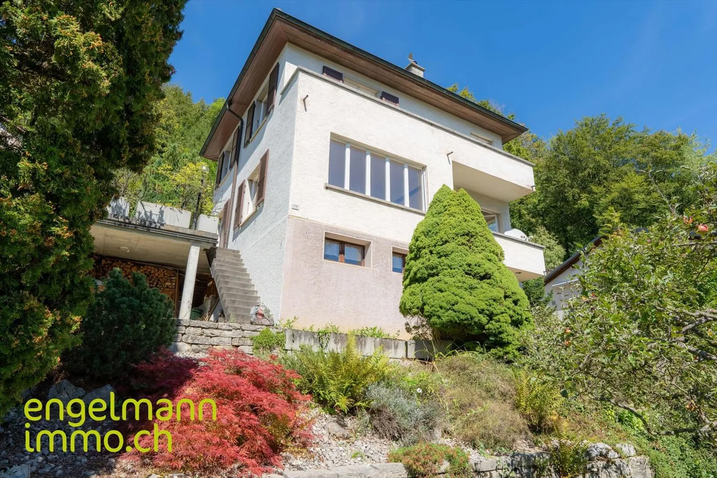 Maison familiale de 5.5 pièces avec magnifique vue dégagée / 5.5-Zimmer Einfamilienhaus mit Weitsicht - Photo 3 sur 13