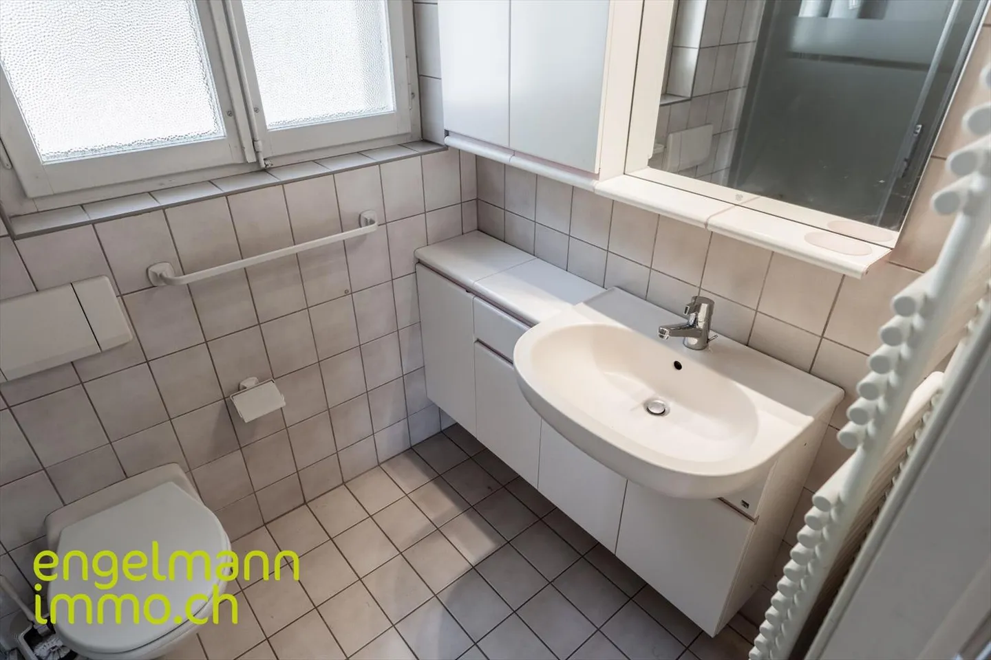 Maison familiale de 5.5 pièces avec magnifique vue dégagée / 5.5-Zimmer Einfamilienhaus mit Weitsicht - Photo 11 sur 13