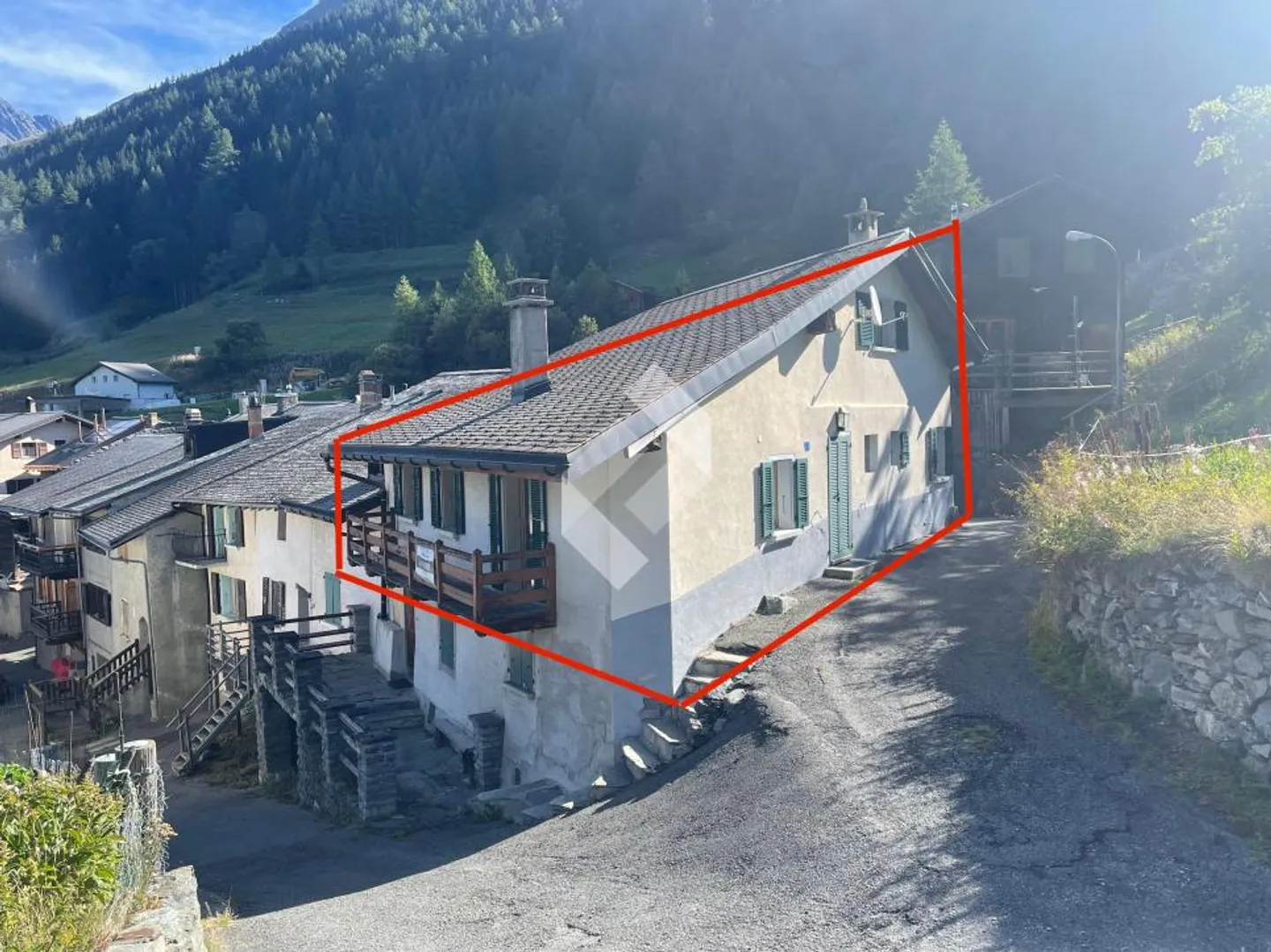 6.5-room apartment with mezzanine - Photo 2 of 13