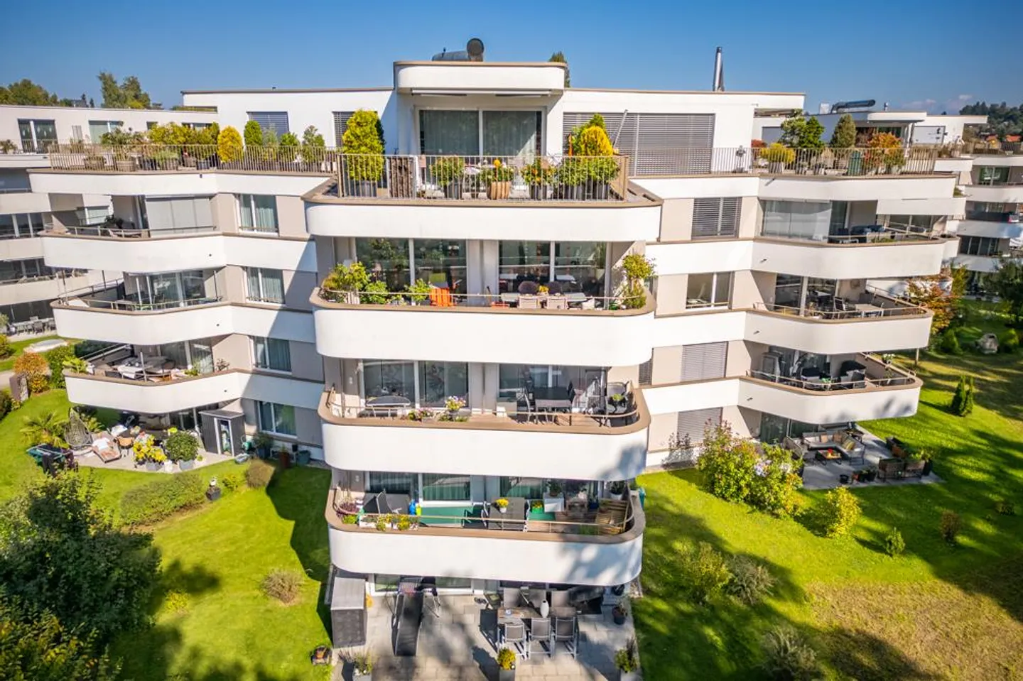 Appartement moderne 3½ pièces dans un emplacement calme - Photo 6 sur 7