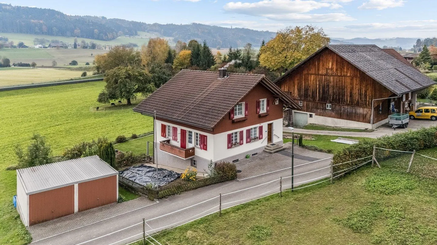 AgentSelly - Vie Charmante dans un Emplacement Calme - Photo 12 sur 13