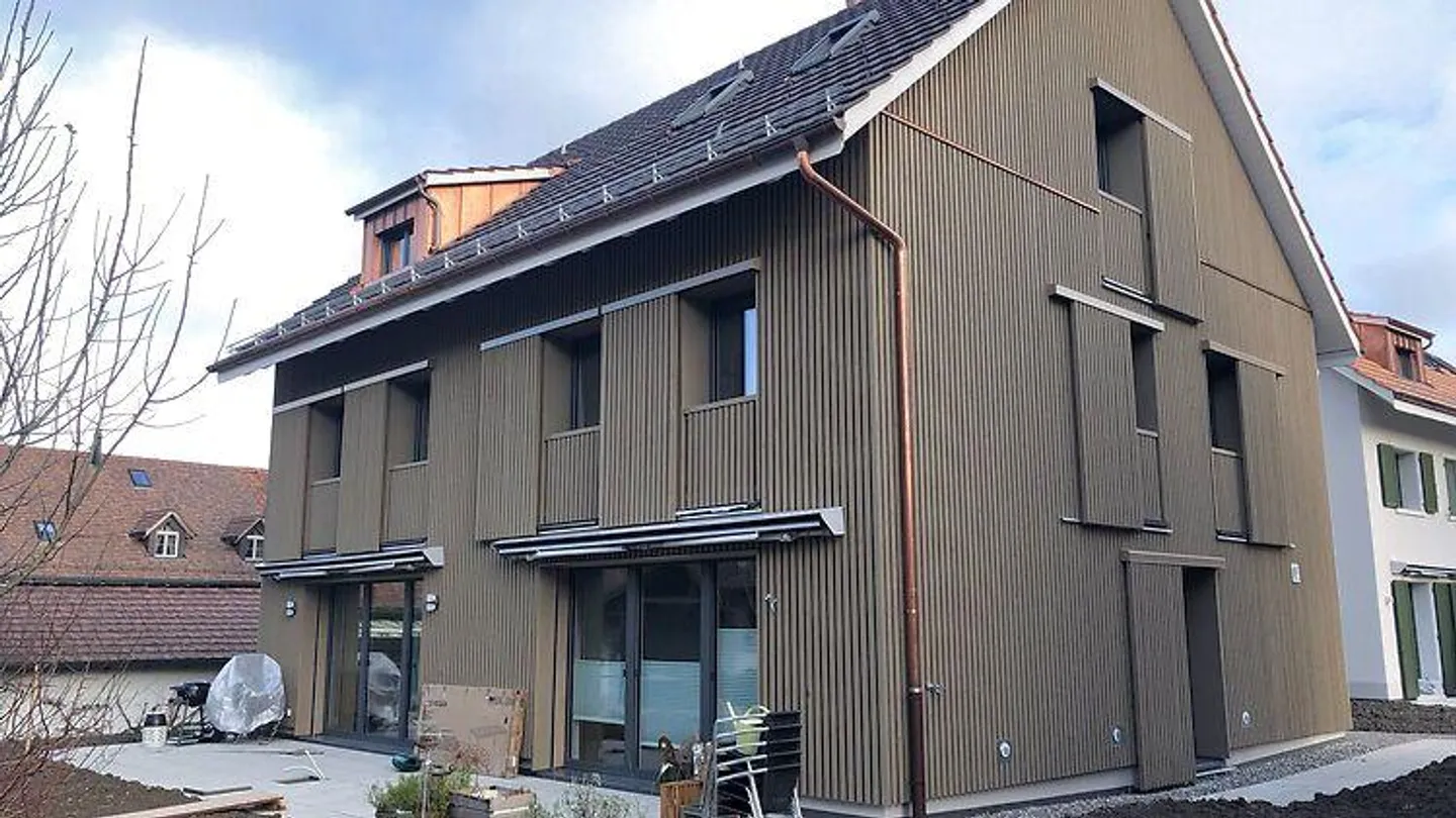 MAISON 5½ CHAMBRES DANS UN VILLAGE (ZH), MEUBLÉE, TEMPORAIRE - Photo 9 sur 10