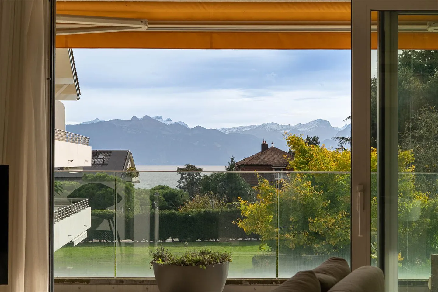 3.5 Room Apartment - Photo 2 of 12