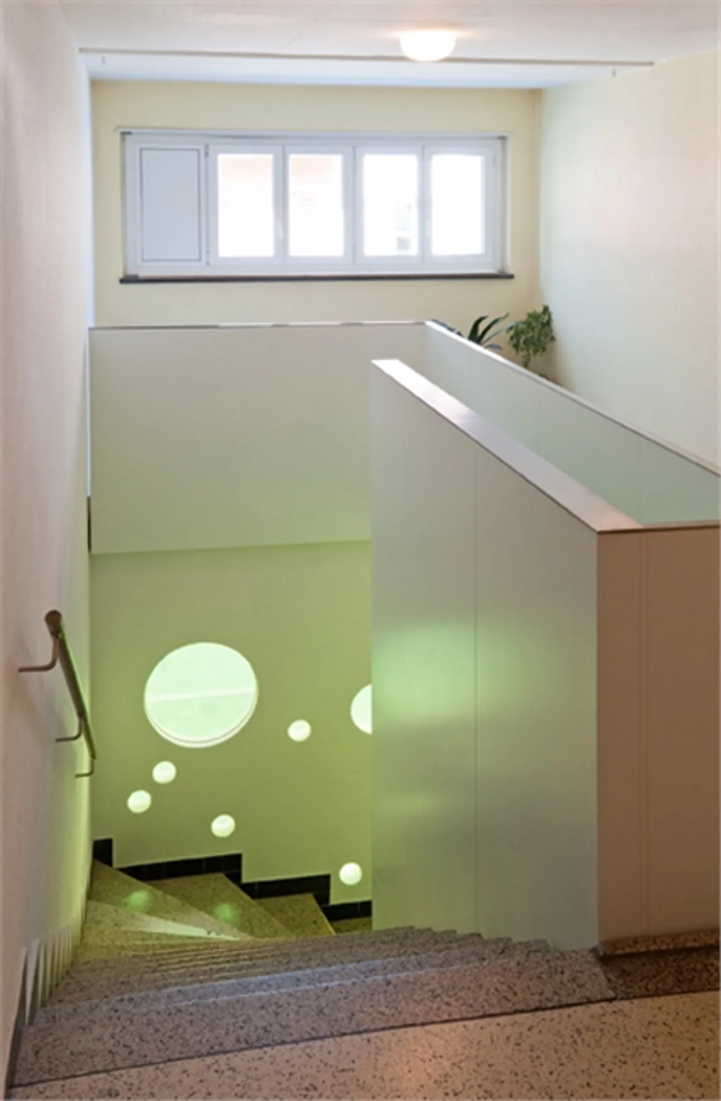 Perfect for students or singles! - Photo 7 of 7