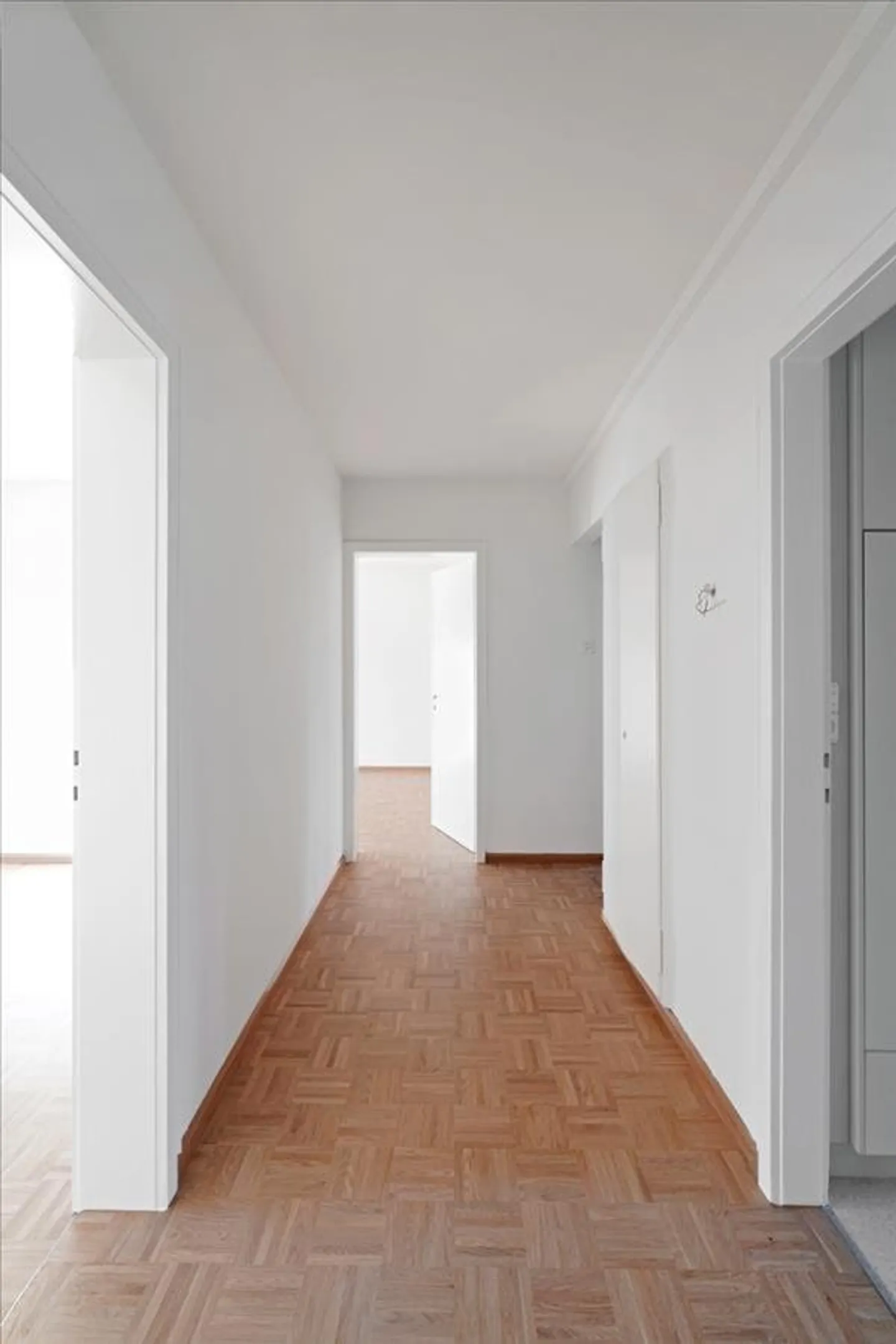 Geräumige Wohnung Nähe Novartis - Foto 7 von 8