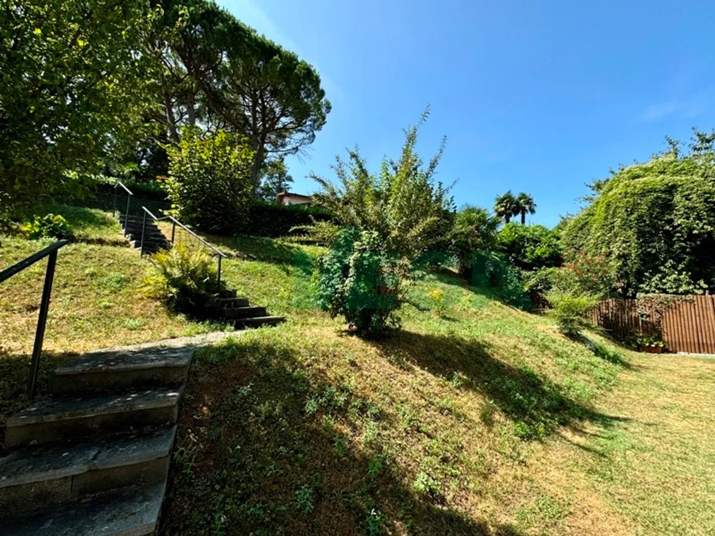 Accogliente casa unifamiliare tutta su un piano e con grande giardino - Foto 3 di 13