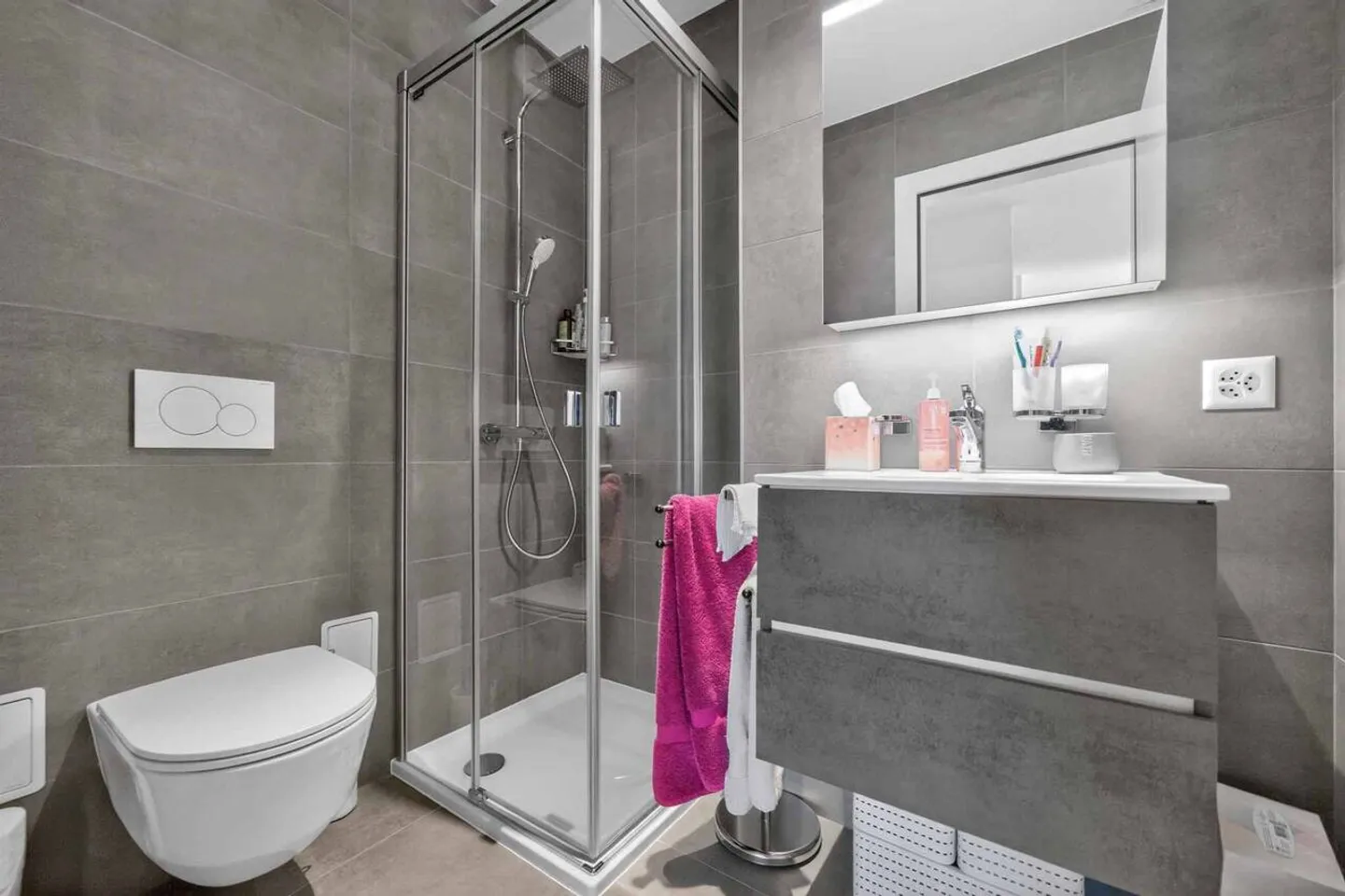 Prestigious residence in Pully with panoramic view of the lake and mountains - Photo 11 of 13