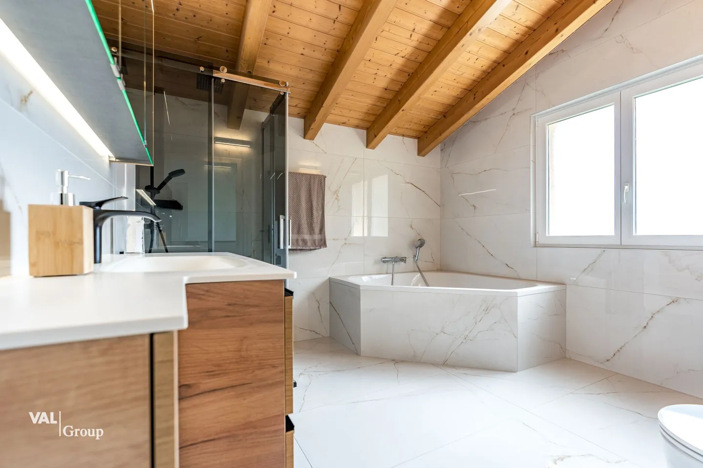 Un'arte di vivere tra eleganza e comfort - Foto 18 di 21