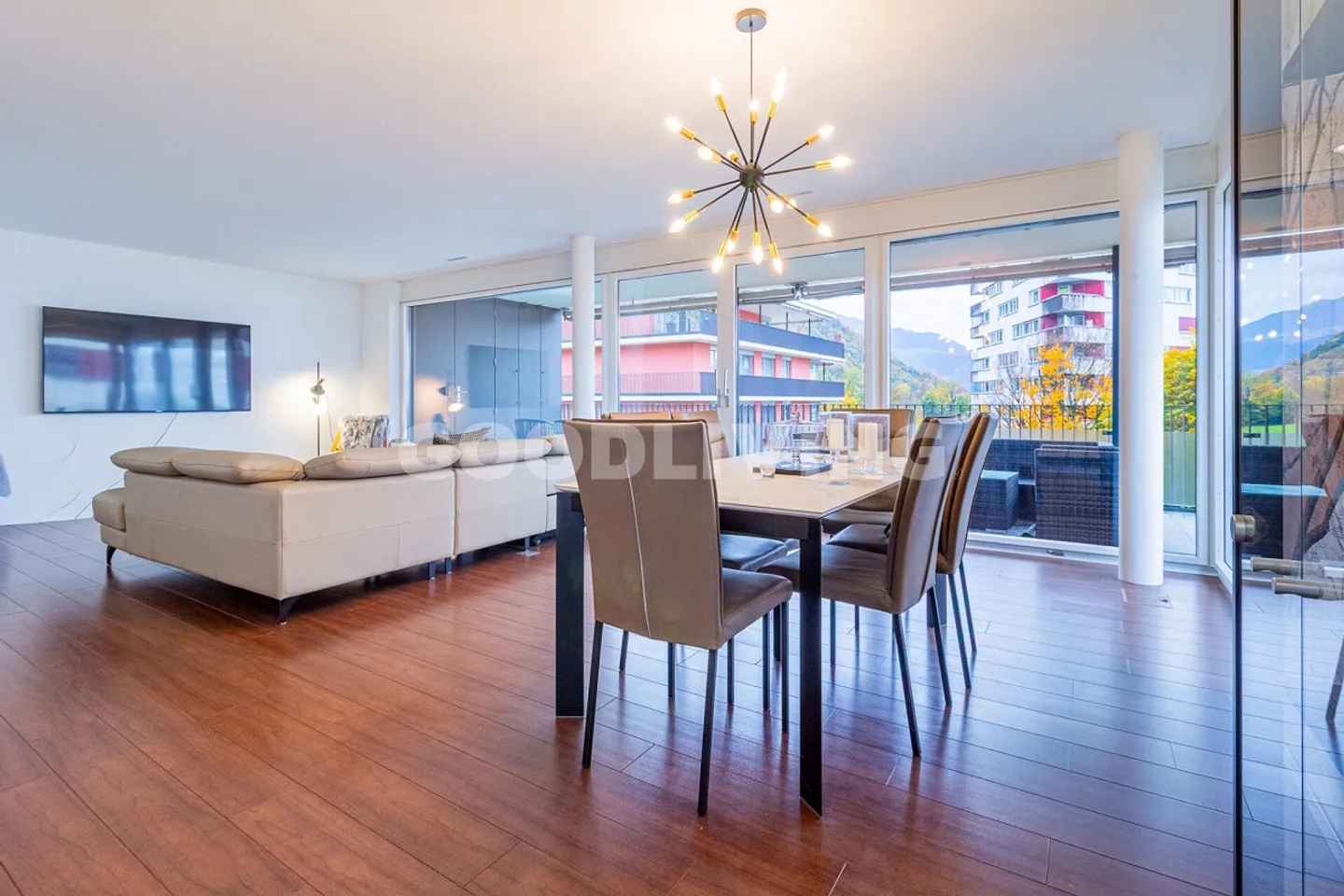 Stylish living with a view of Lake Zug - Photo 3 of 11