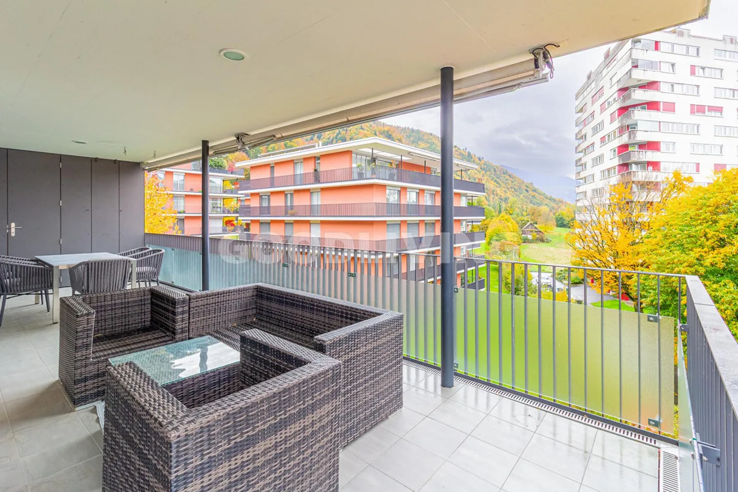 Stylish living with a view of Lake Zug - Photo 11 of 11