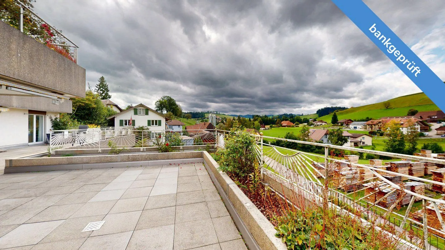 AgentSelly - Spacious Apartment with Large Terrace - Photo 10 of 13