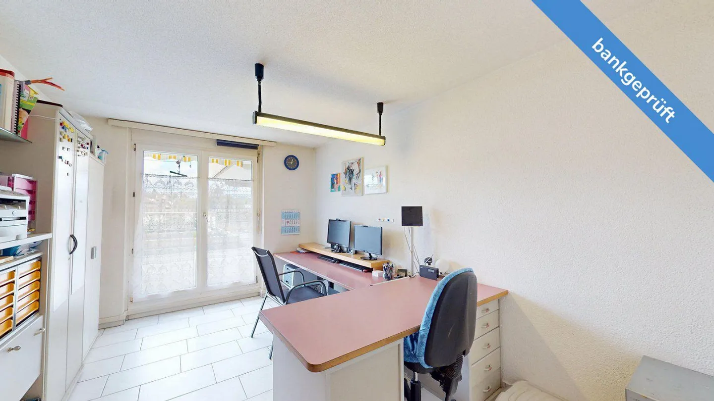 AgentSelly - Spacious Apartment with Large Terrace - Photo 4 of 13