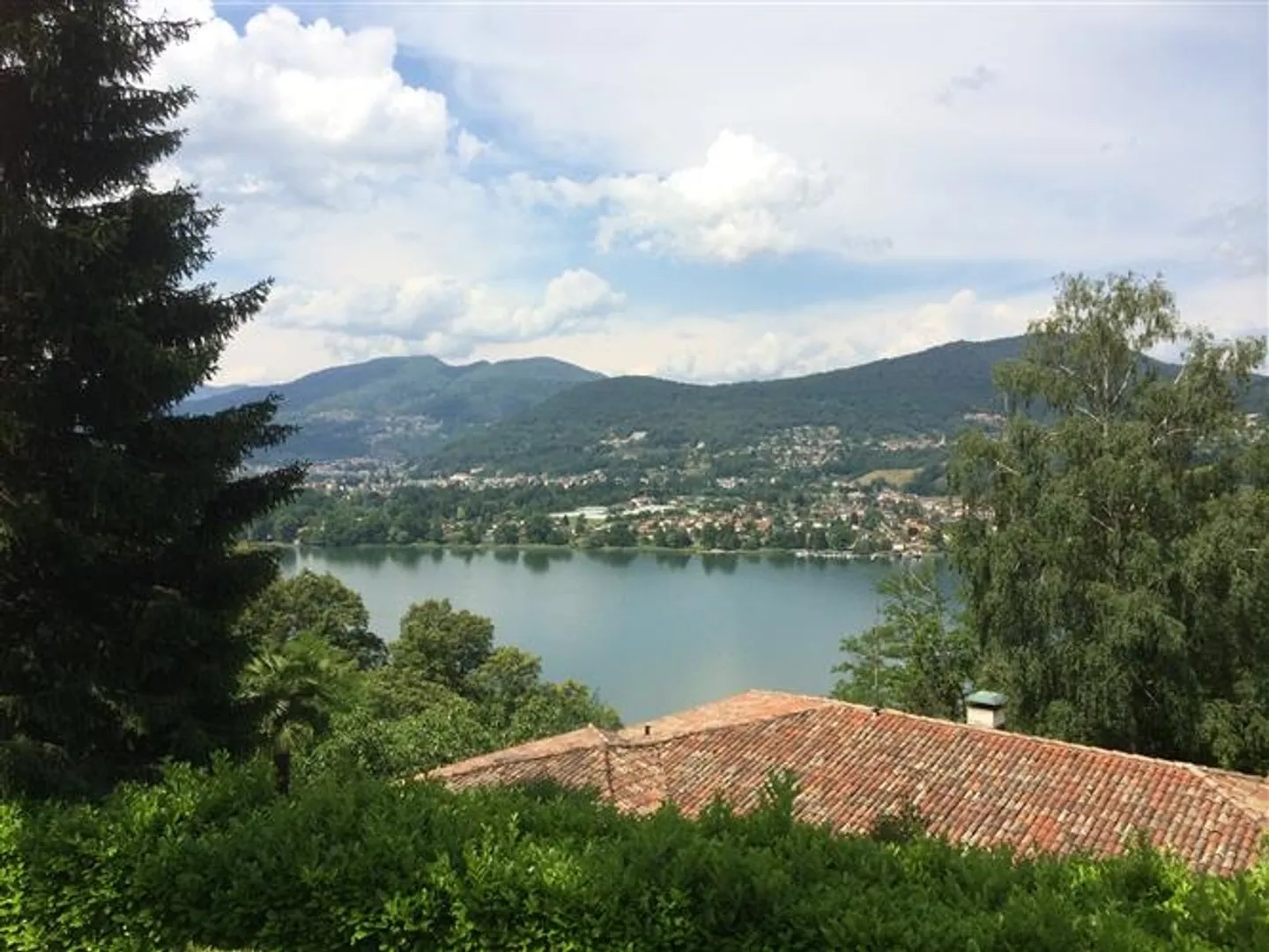 «5.5 Room bifamiliar house Montagnola» - Foto 4 di 5
