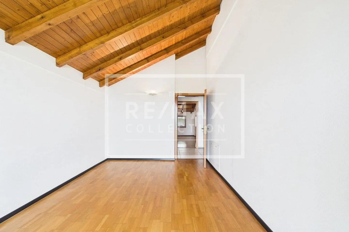 Stilvolle Maisonette mit Panoramablick - Foto 11 von 13