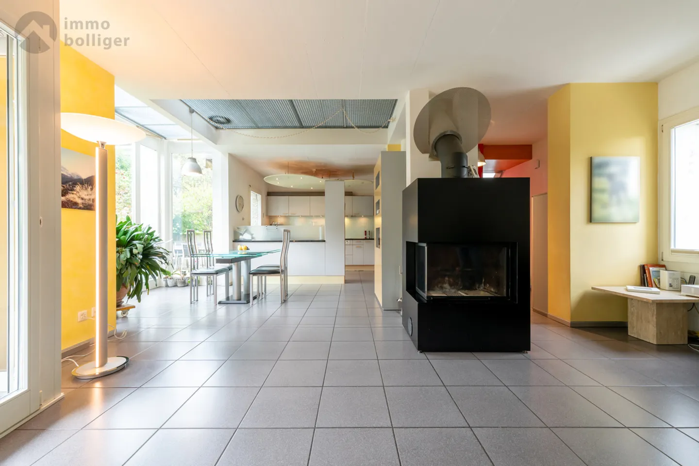 Moderne Architektur trifft auf attraktive Gartengestaltung
 - Foto 3 von 14