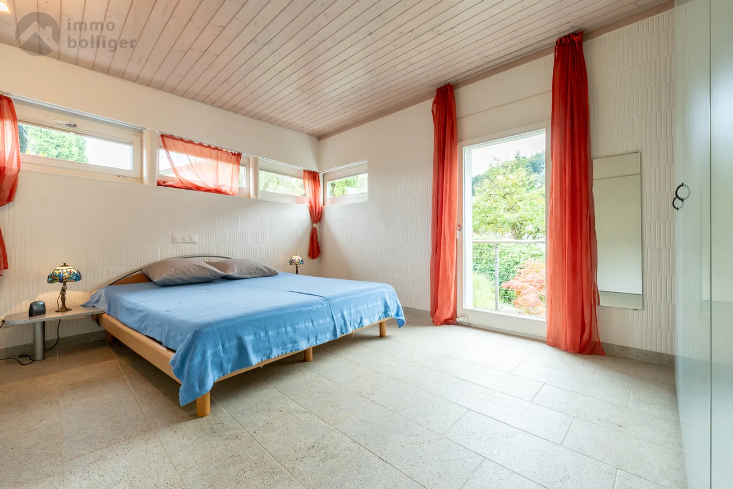 Moderne Architektur trifft auf attraktive Gartengestaltung
 - Foto 8 von 14