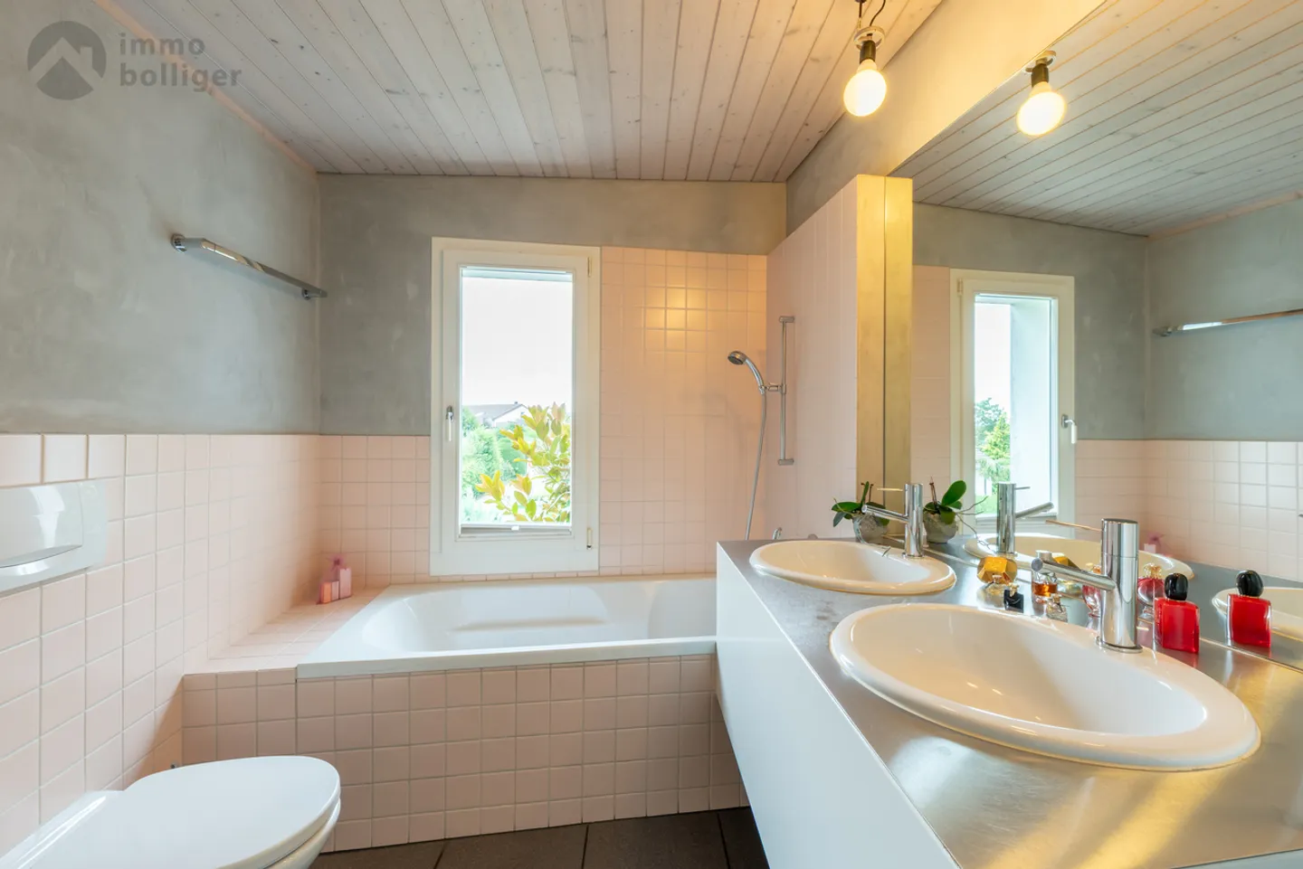 Moderne Architektur trifft auf attraktive Gartengestaltung
 - Foto 10 von 14