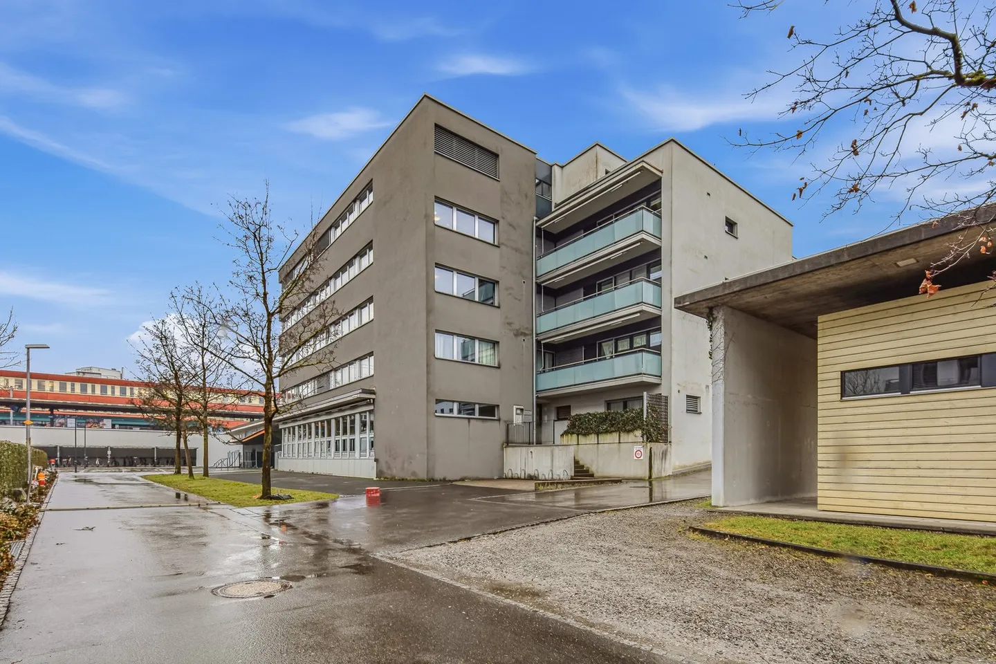 Modernes Büro Nahe Bahnhof - Foto 2 von 12