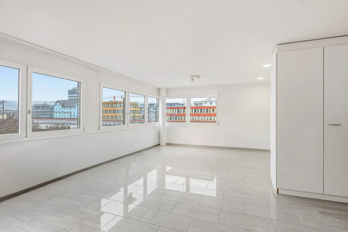 Modernes Büro Nahe Bahnhof - Foto 3 von 12